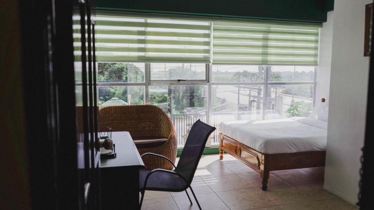 2428 Suites Urdaneta Kültér fotó