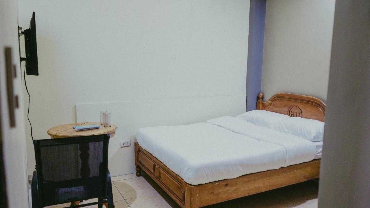 2428 Suites Urdaneta Kültér fotó